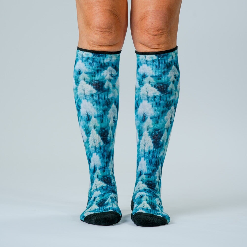 Light Layers, Lighter Socks: Choosing Breathable Styles for Warmer Days