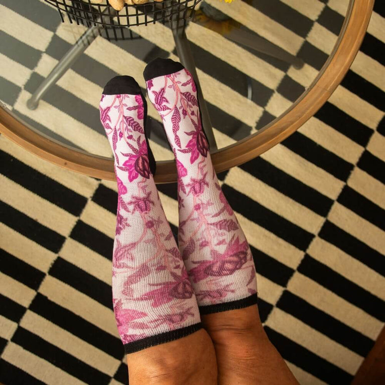 Light Lavender EasyStretch™ Socks