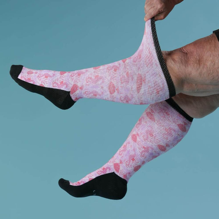 Seahorse Pink EasyStretch™ Socks
