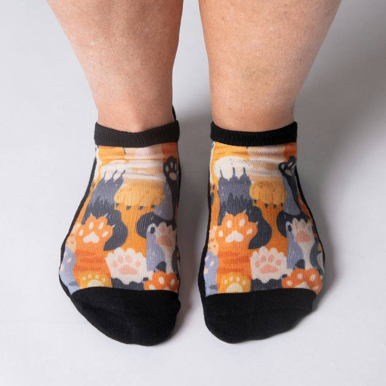 Cat Paws Ankle Socks From Viasox